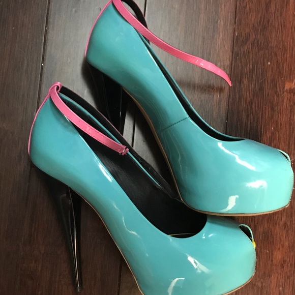 Giuseppe Color Block Peep Toe with Ankle strap - Picture 5 of 8